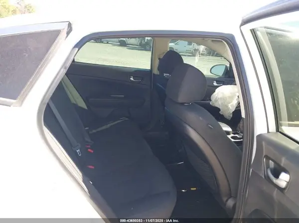 5XXGT4L35KG348641 2019 KIA OPTIMA - Image 8