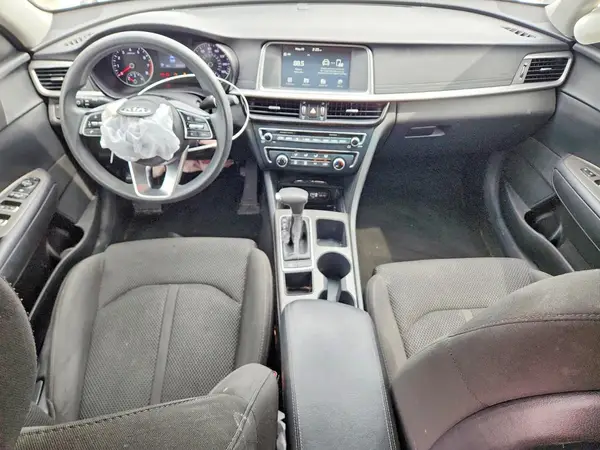 5XXGT4L35KG349045 2019 KIA OPTIMA - Image 8