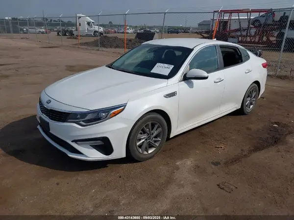 5XXGT4L35KG349532 2019 KIA OPTIMA - Image 2