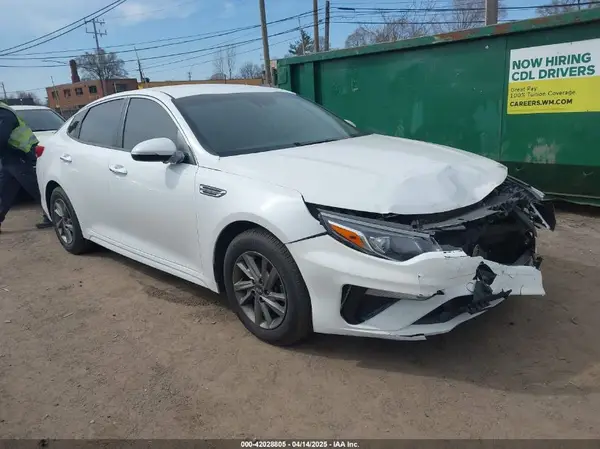5XXGT4L35KG349675 2019 KIA OPTIMA - Image 1