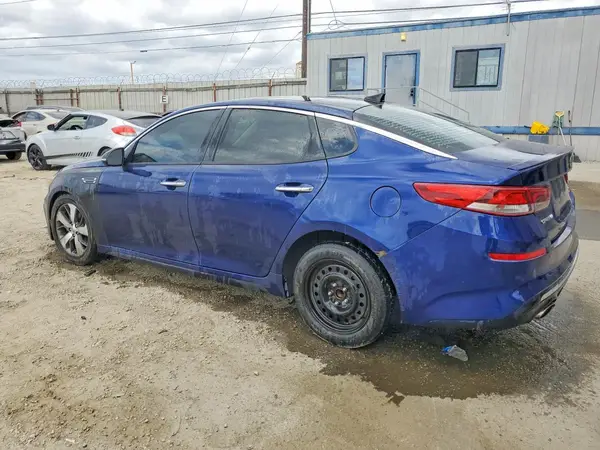 5XXGT4L35KG354813 2019 KIA OPTIMA - Image 2