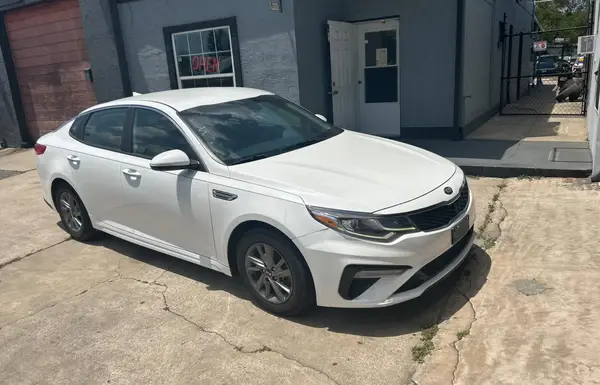 5XXGT4L35KG358523 2019 KIA OPTIMA - Image 1