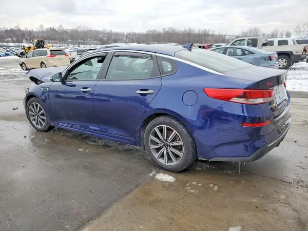 5XXGT4L35KG359381 2019 KIA OPTIMA - Image 2