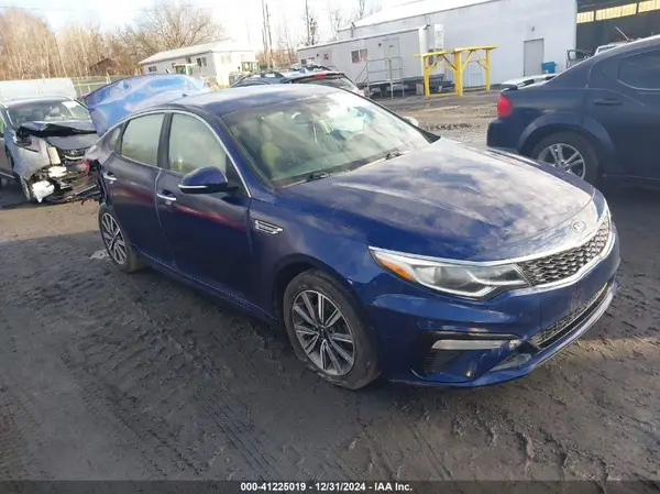 5XXGT4L35KG359784 2019 KIA OPTIMA - Image 1