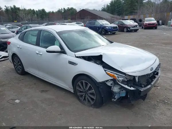 5XXGT4L35KG359834 2019 KIA OPTIMA - Image 1