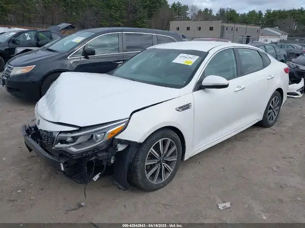 5XXGT4L35KG359834 2019 KIA OPTIMA - Image 2