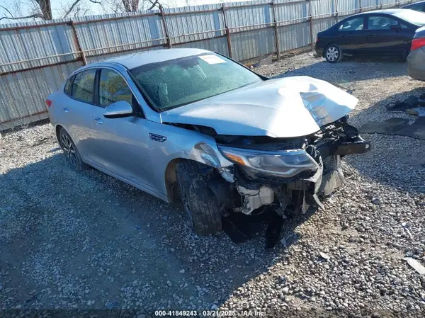 5XXGT4L35KG359896 2019 KIA OPTIMA - Image 1