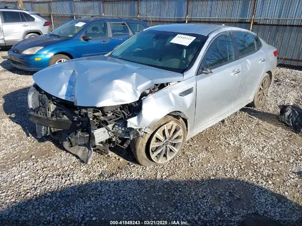 5XXGT4L35KG359896 2019 KIA OPTIMA - Image 2