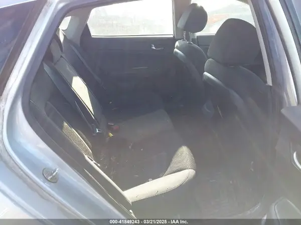 5XXGT4L35KG359896 2019 KIA OPTIMA - Image 8
