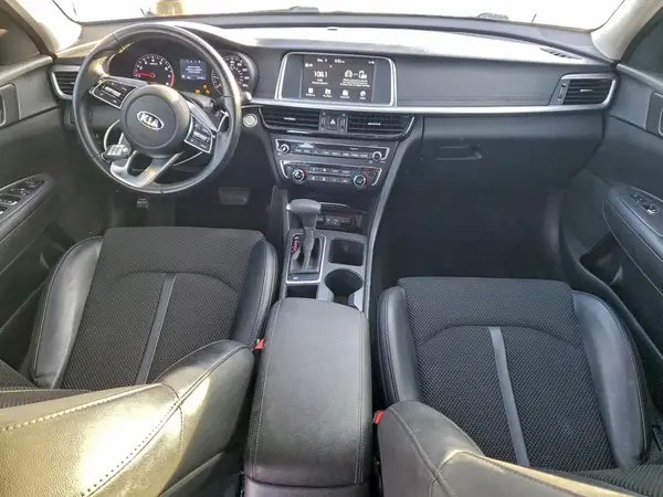 5XXGT4L35KG360904 2019 KIA OPTIMA - Image 8