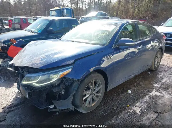 5XXGT4L35KG363804 2019 KIA OPTIMA - Image 2