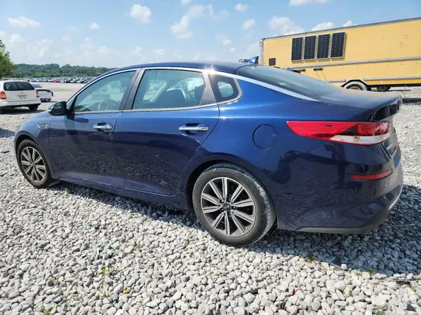 5XXGT4L35KG370056 2019 KIA OPTIMA - Image 2