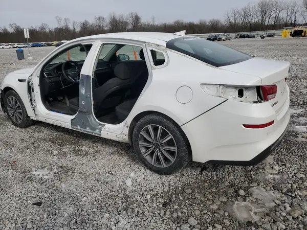 5XXGT4L35KG370428 2019 KIA OPTIMA - Image 2