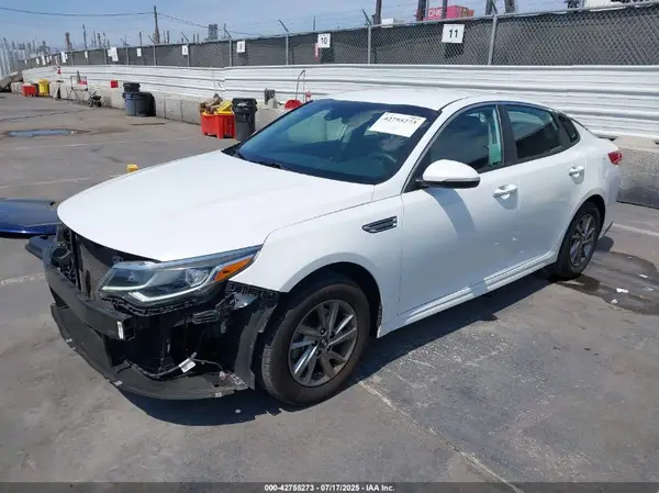5XXGT4L35KG371546 2019 KIA OPTIMA - Image 2