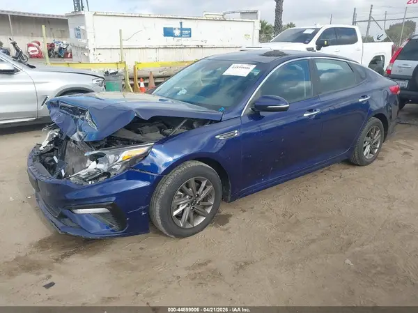 5XXGT4L35KG373569 2019 KIA OPTIMA - Image 2
