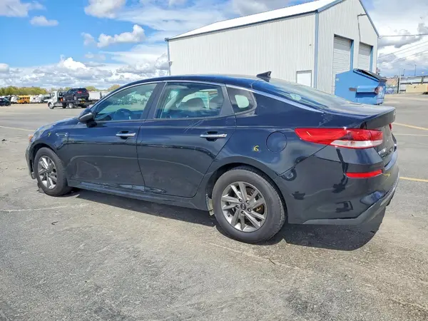 5XXGT4L35KG374446 2019 KIA OPTIMA - Image 2