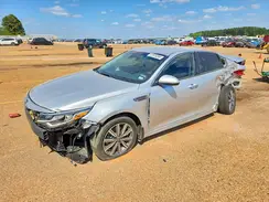 5XXGT4L35KG375080 2019 KIA OPTIMA
