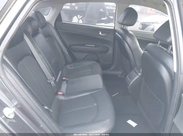 5XXGT4L35KG375760 2019 KIA OPTIMA - Image 8