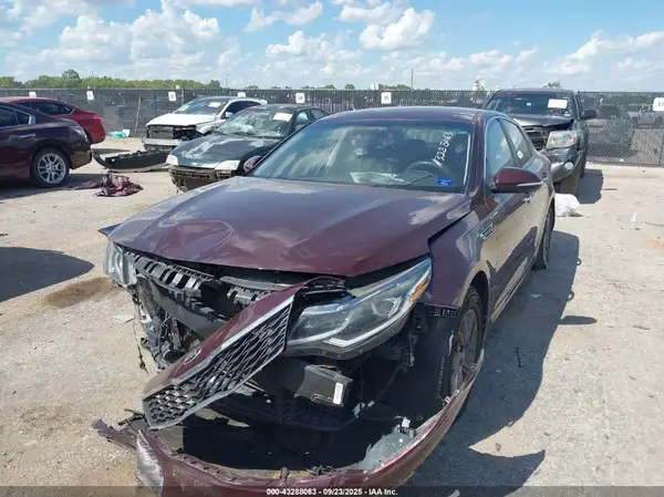 5XXGT4L35LG385271 2020 KIA OPTIMA - Image 2