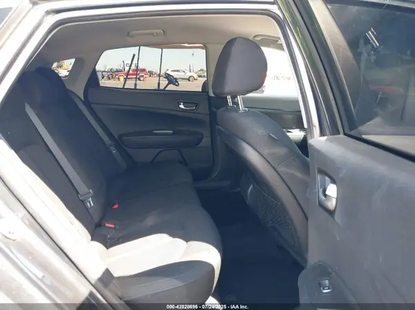5XXGT4L35LG389577 2020 KIA OPTIMA - Image 8