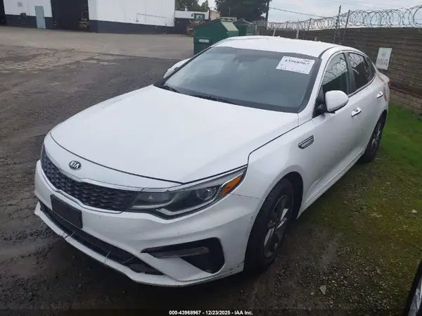 5XXGT4L35LG392396 2020 KIA OPTIMA - Image 2