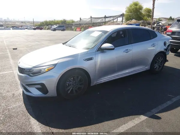 5XXGT4L35LG395895 2020 KIA OPTIMA - Image 2