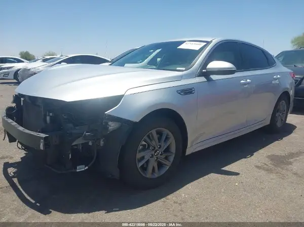 5XXGT4L35LG401081 2020 KIA OPTIMA - Image 2