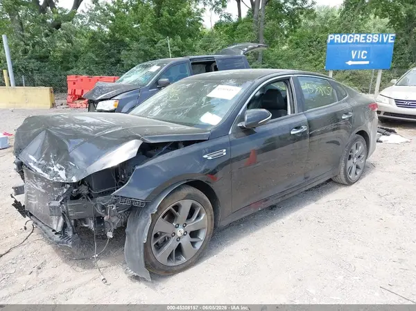 5XXGT4L35LG403042 2020 KIA OPTIMA - Image 2