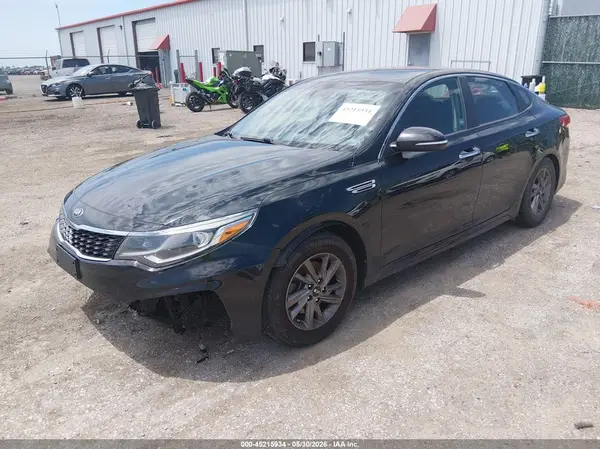 5XXGT4L35LG404384 2020 KIA OPTIMA - Image 2