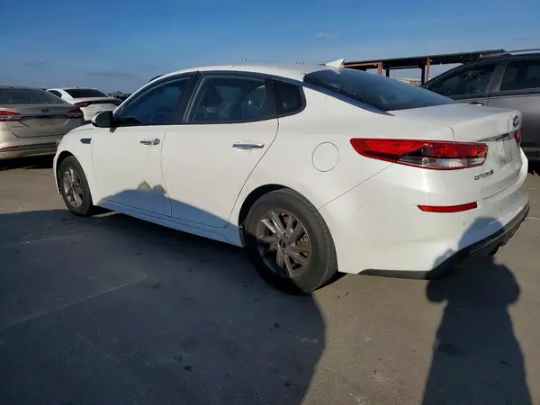 5XXGT4L35LG406913 2020 KIA OPTIMA - Image 2