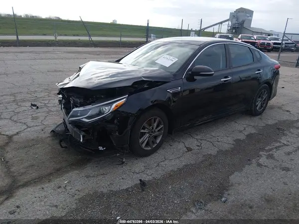 5XXGT4L35LG411531 2020 KIA OPTIMA - Image 2