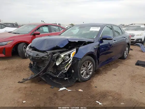 5XXGT4L35LG415787 2020 KIA OPTIMA - Image 2