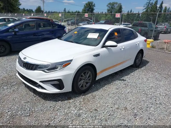 5XXGT4L35LG415806 2020 KIA OPTIMA - Image 2