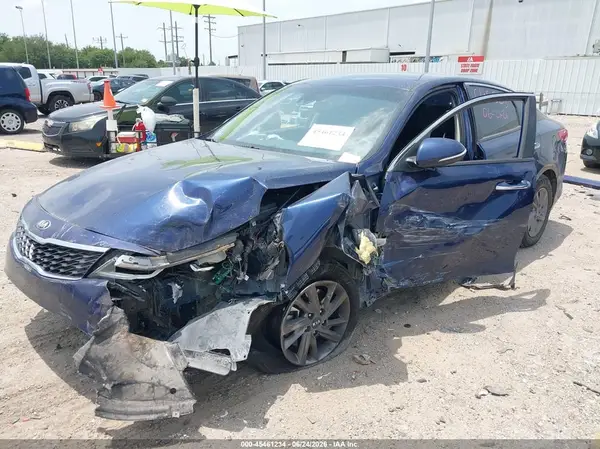 5XXGT4L35LG419628 2020 KIA OPTIMA - Image 2