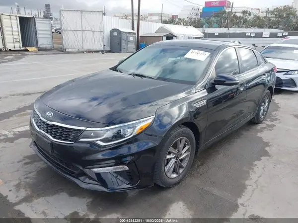 5XXGT4L35LG420908 2020 KIA OPTIMA - Image 2
