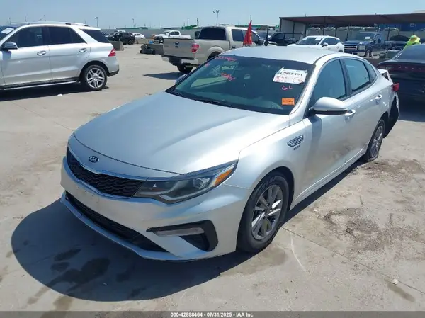 5XXGT4L35LG425722 2020 KIA OPTIMA - Image 2