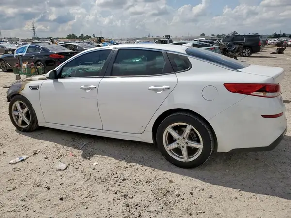 5XXGT4L35LG426739 2020 KIA OPTIMA - Image 2