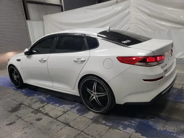 5XXGT4L35LG427955 2020 KIA OPTIMA - Image 2
