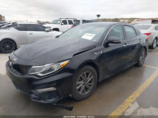 5XXGT4L35LG428524 2020 KIA OPTIMA - Image 2