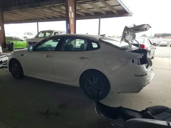 5XXGT4L35LG429916 2020 KIA OPTIMA - Image 2