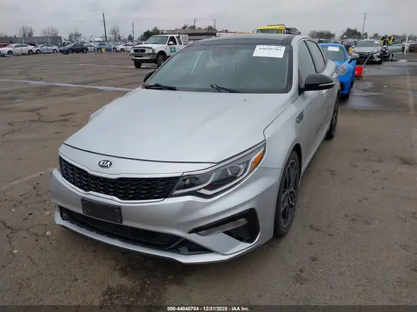 5XXGT4L35LG435182 2020 KIA OPTIMA - Image 2