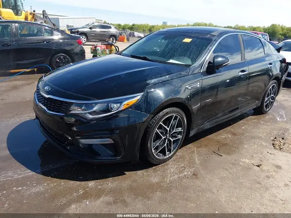 5XXGT4L35LG437286 2020 KIA OPTIMA - Image 2