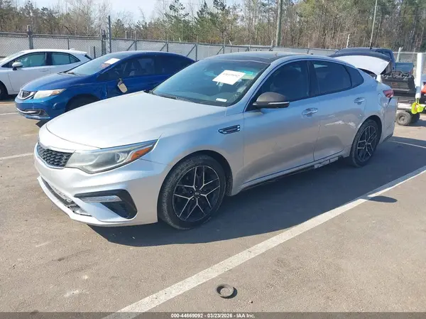 5XXGT4L35LG438406 2020 KIA OPTIMA - Image 2