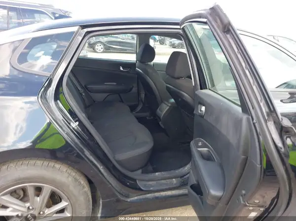 5XXGT4L35LG440365 2020 KIA OPTIMA - Image 8