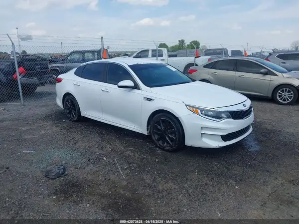 5XXGT4L36GG001570 2016 KIA OPTIMA - Image 1