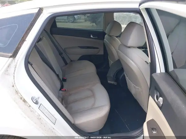 5XXGT4L36GG003657 2016 KIA OPTIMA - Image 8