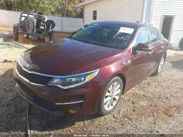 5XXGT4L36GG003805 2016 KIA OPTIMA - Image 2