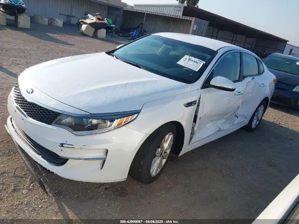 5XXGT4L36GG007871 2016 KIA OPTIMA - Image 2