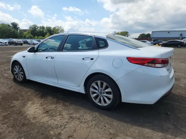5XXGT4L36GG008857 2016 KIA OPTIMA - Image 2