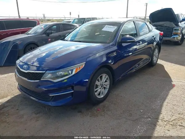 5XXGT4L36GG009782 2016 KIA OPTIMA - Image 2